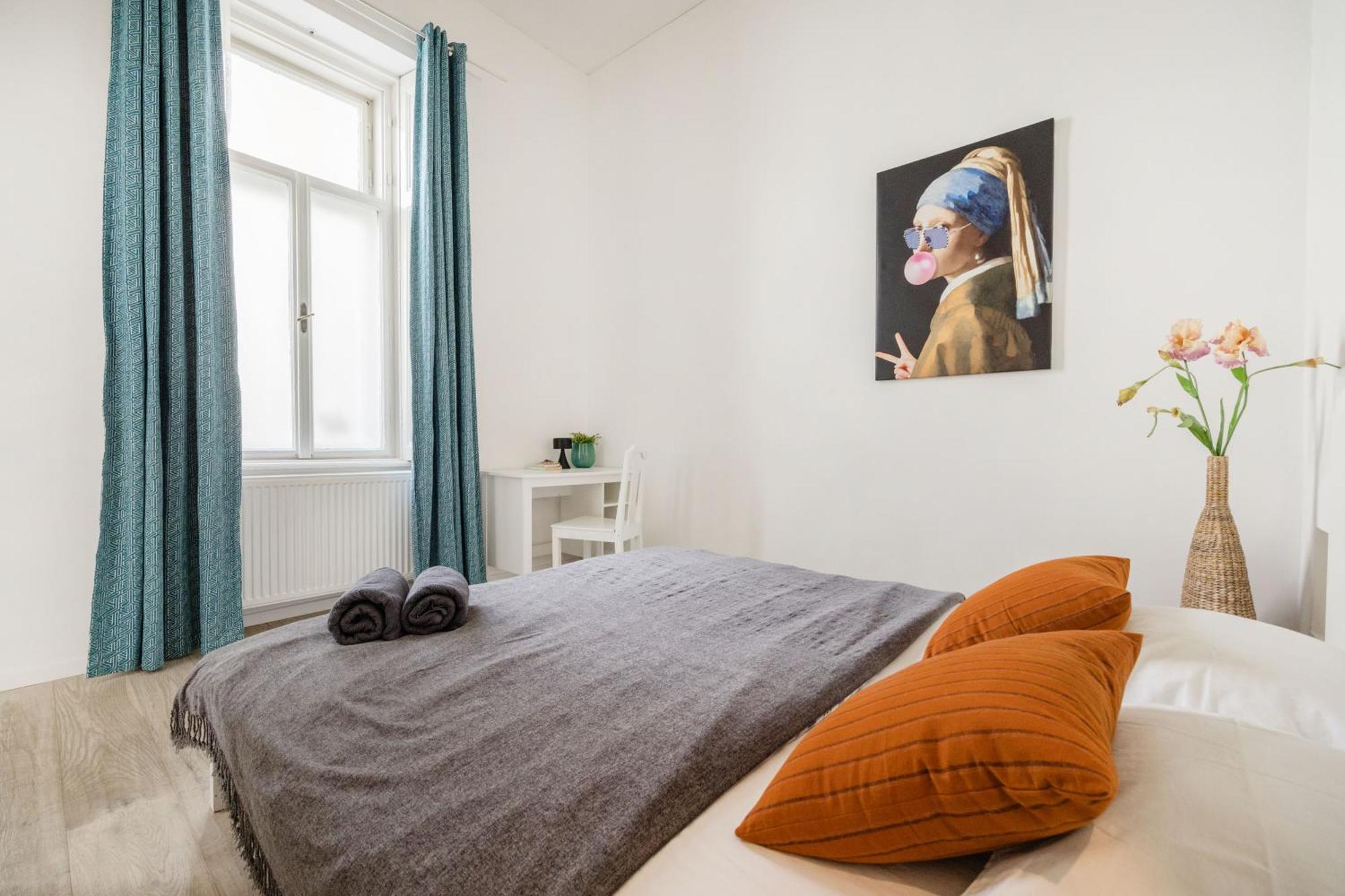 Wellness Retreat With Sauna & Jacuzzi - 1 Min To Opera, Budapest